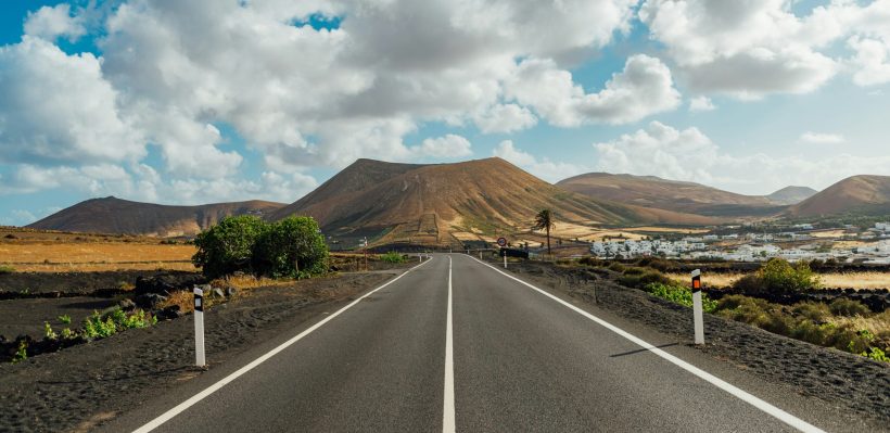 Lanzarote Road to Mountains