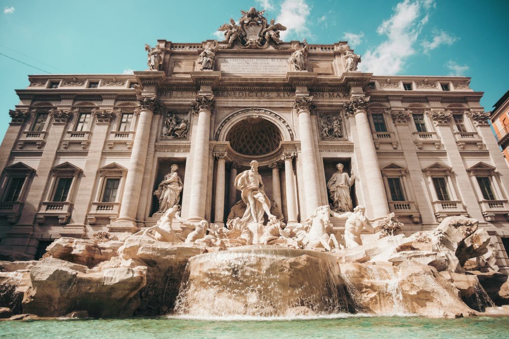 Fountain-Trevi-1-min