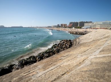 Photo Beachfront promenade