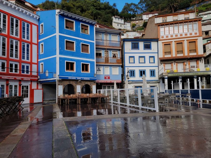 Photo Ribeira waterfront